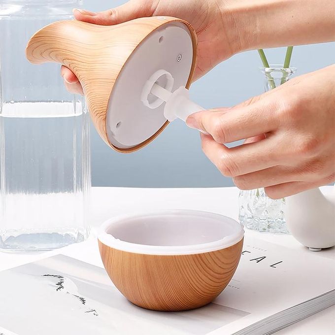 Ultrasonic Aromatherapy USB Humidifier & Essential Oil Diffuser with LED Light