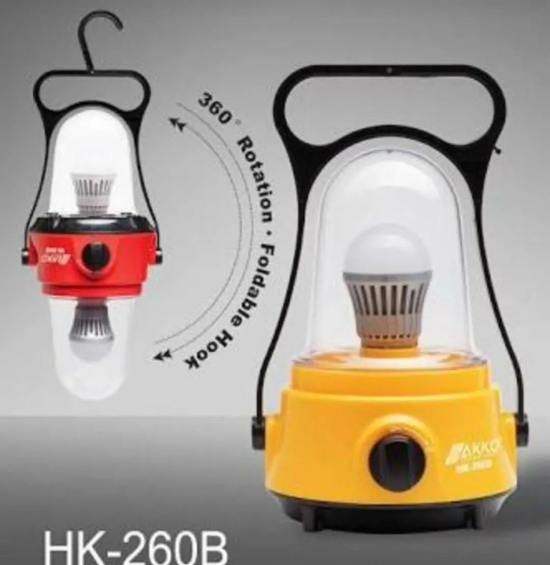 Rotating rechargeable lamp