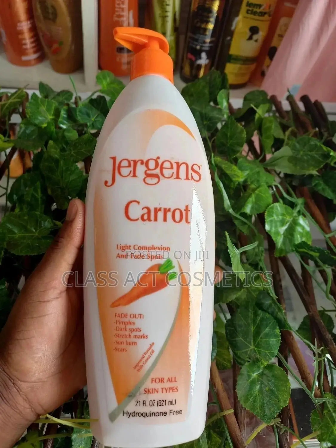 Jergens Carrot (Light Complex And Fade Spot Cream)-621ml