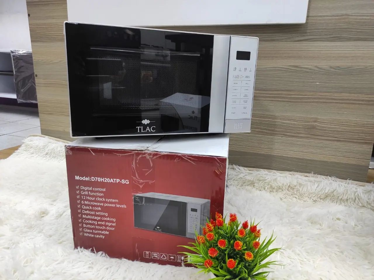 Digital microwave with grill -TLAC