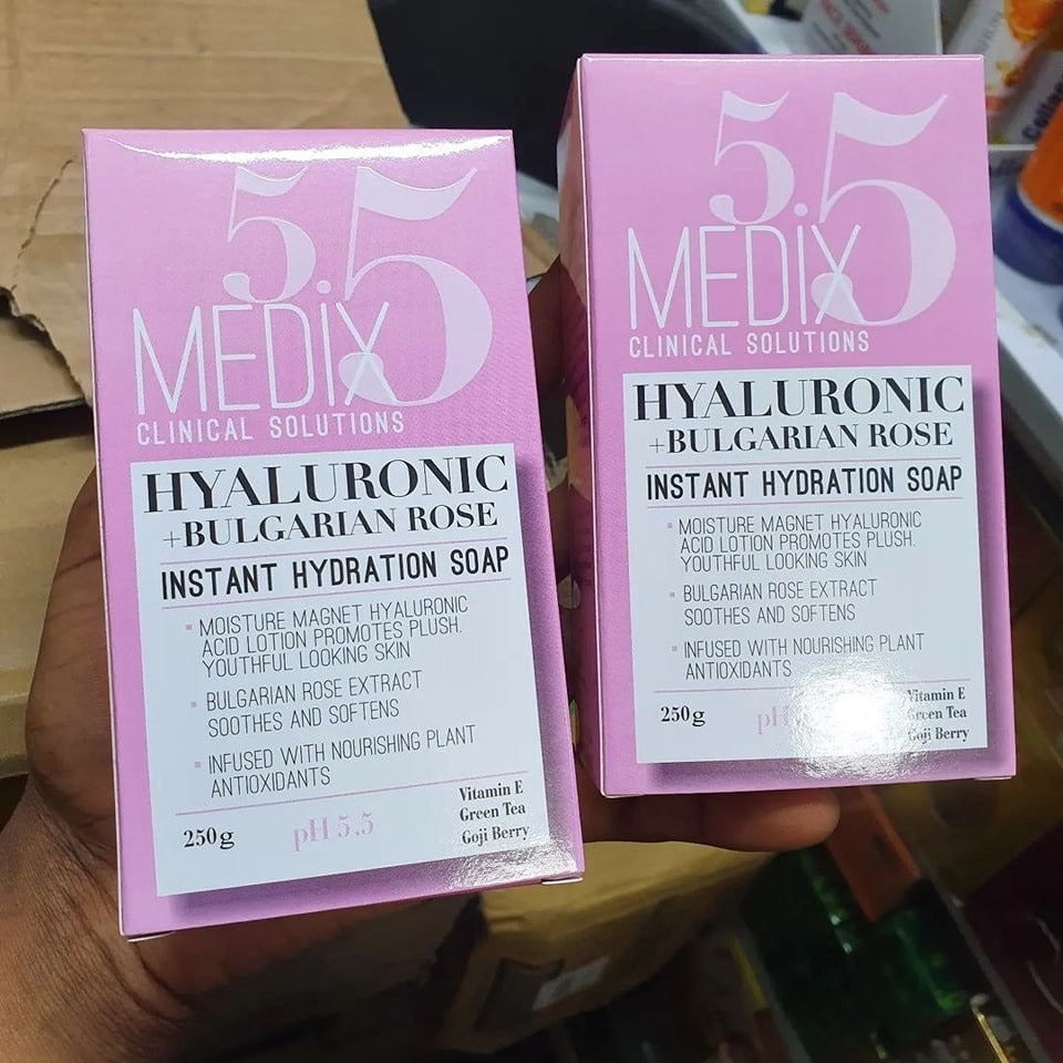 Medix 5.5 Hyaluronic + Bulgarian Rose Instant Hydration Soap