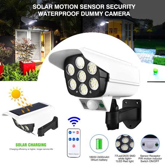 Solar powered outdoor light