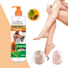 LansYade Kojic Acid & Papaya Exfoliating Skin Brightening Face & Body Lotion.