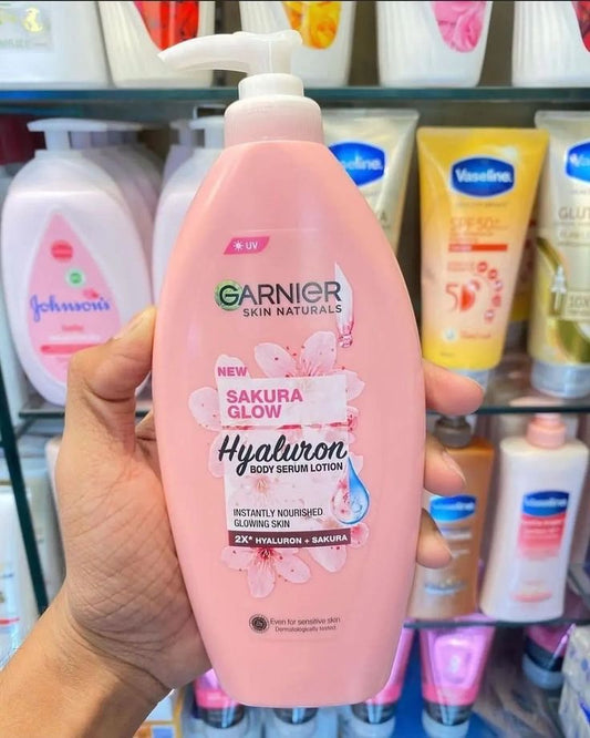 Garnier Sakura Glow Hyaluron Body Serum Lotion