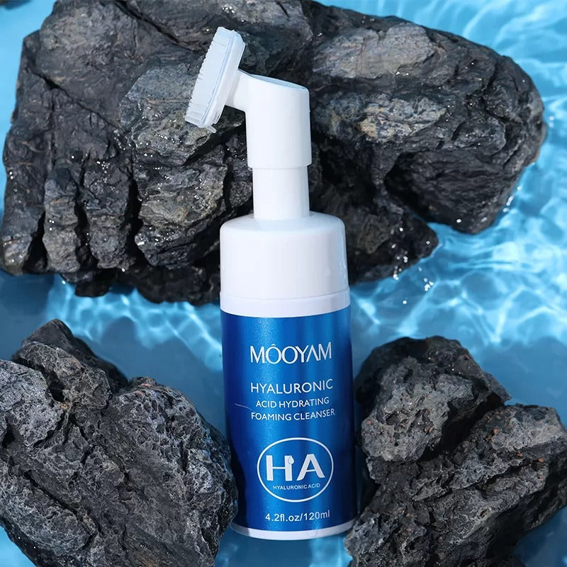Mooyam Hyaluronic Acid Hydrating Foaming Bubble Brush Cleanser