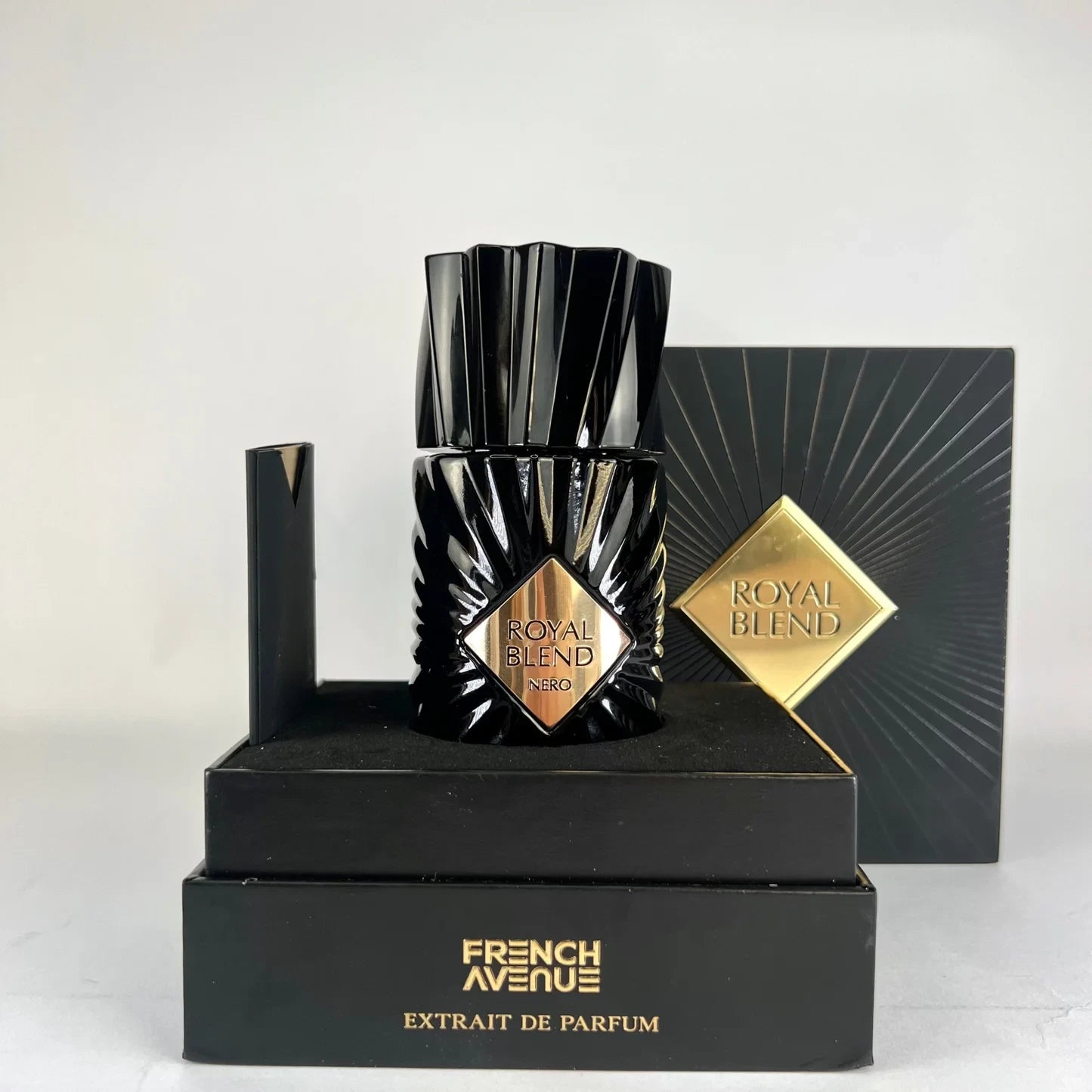 French Avenue Royal Blend Nero EDP – Eau de Parfum